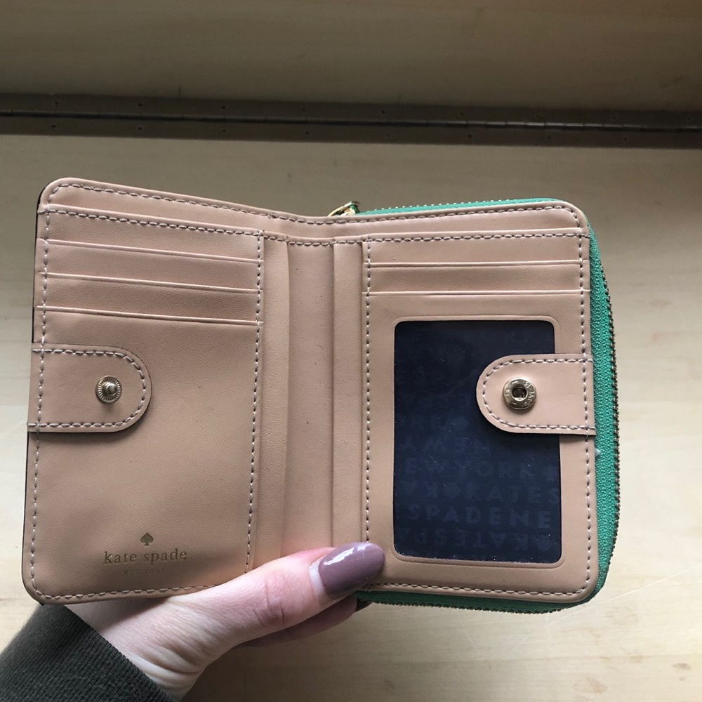 Kate Spade Wallet - Picture 2 of 3